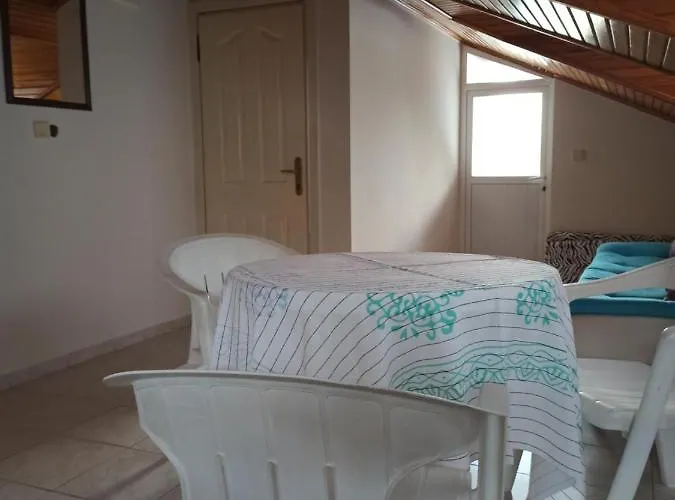 Isil Apartmanhotel