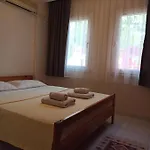 Aparthotel Isil 4*